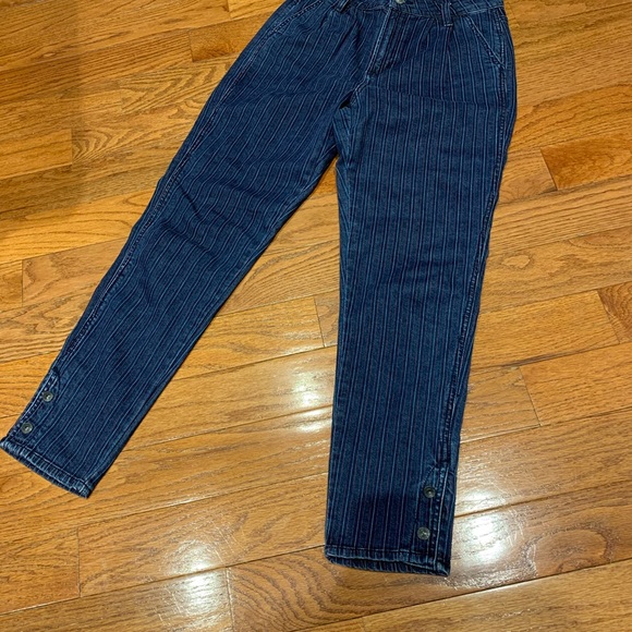 American Eagle Pleated High Rise Striped Mom Jeans/Trousers 2 - Picture 3 of 13